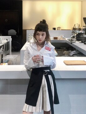 「ANDERSSON BELL（アンダースンベル）のアイテム（スカート）」を使った、Liliroyaさん（レディース・160cm）の秋コーディネート