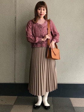 「アイテム（シャツ/ブラウス、ピンク系）」を使った、ParAvionさん（レディース・159cm）の春コーディネート