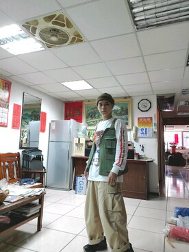 「Slightly Numb（スライトリーナム）のアイテム」を使った、Alvinさん（メンズ・170cm）の春コーディネート