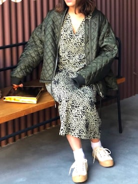 「Ameri（アメリ）のアイテム（クラッチバッグ）」を使った、Pさん（レディース・154cm）の冬コーディネート