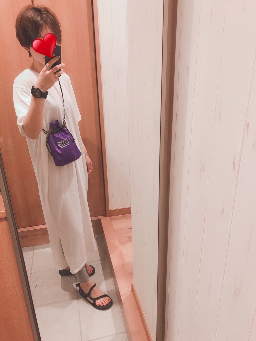 「むらさき、ロングワンピース、Tシャツワンピ、mont-bell、fredricpackers、FREAK’Ｓ STORE、プチプラコーデ、ゆるコーデ」｜「Factor=のFactor= ビッグシルエットマキシＴシャツワンピース（ワンピース、ホワイト系）」を使った、ay1007さん（レディース・162cm）の夏コーディネートの1枚目の写真