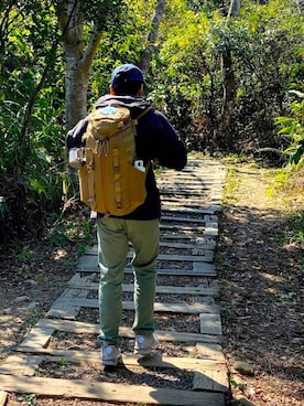 FJALL RAVEN AND A コラボベージュ ネイビー マウンテンパーカー FJALL RAVEN AND A コラボベージュ ネイビー マウンテンパーカー