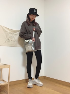 「GRL（グレイル）のアイテム（スウェット）」を使った、IKUさん（レディース・161cm）の冬コーディネート