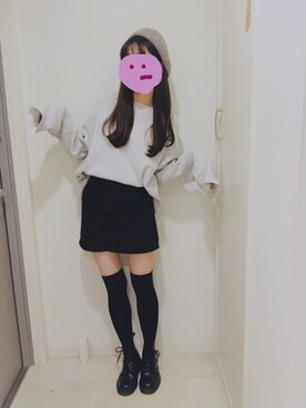 「H&M（エイチ・アンド・エム）のアイテム（スカート、ブラック系）」を使った、テンテンさん（レディース・159cm）の秋コーディネート