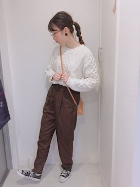 「BEAMS（ビームス）のアイテム（イヤリング）」を使った、テンテンさん（レディース・159cm）の秋コーディネート