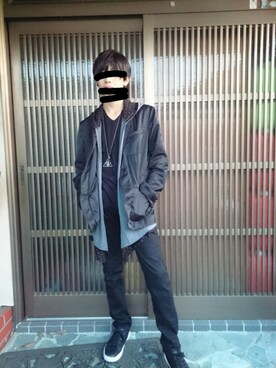 「しまむら（シマムラ）のアイテム（チノパンツ）」を使った、花柄さん（メンズ・167cm）の冬コーディネート