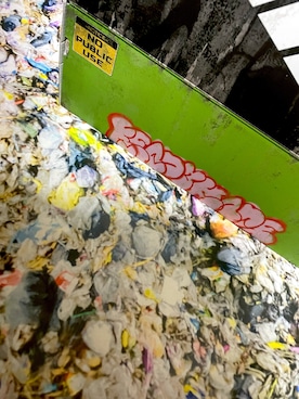 「READYMADE（レディメイド）のアイテム（シューズ）」を使った、やぬ(相互)さん（メンズ・180cm）の春コーディネート