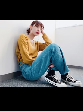 「Heather（ヘザー）のハイゲージBIG*Vネックニット　731398（ニット/セーター、イエロー系）」を使った、小林 ひかる さん（レディース・164cm）の冬コーディネート