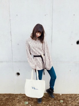 「Ron Herman（ロン ハーマン）のアイテム（トートバッグ、ホワイト系）」を使った、小林 ひかる さん（レディース・164cm）の冬コーディネート