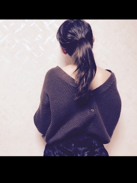 「GU（ジーユー）のアイテム（ニット/セーター、ブラウン系）」を使った、小林 ひかる さん（レディース・164cm）の春コーディネート