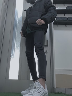 「H&M（エイチ・アンド・エム）のアイテム（ダウンジャケット/コート）」を使った、sakunandesさん（メンズ・170cm）の冬コーディネート