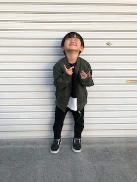 「UNIQLO（ユニクロ）のアイテム（MA-1）」を使った、みなむしこさん（キッズ・100cm）の秋コーディネート