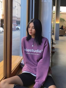 「アイテム（スウェット、ピンク系）」を使った、vivastudioさん（メンズ・177cm）の秋コーディネート