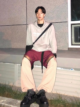 「アイテム（パーカー）」を使った、vivastudioさん（メンズ・185cm）の秋コーディネート