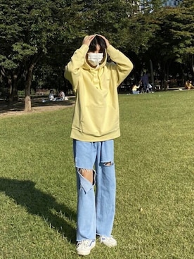 「アイテム（パーカー、イエロー系）」を使った、vivastudioさん（メンズ・178cm）の秋コーディネート