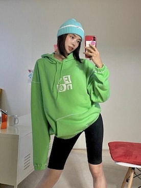 「アイテム（パーカー、グリーン系）」を使った、vivastudioさん（レディース・165cm）の秋コーディネート