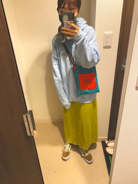 「OPENING CEREMONY（オープニングセレモニー）のアイテム（ショルダーバッグ）」を使った、らいだーさん（レディース・156cm）の冬コーディネート