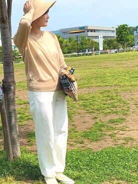 「qualite（カリテ）のe×qualite STAFF コットンリネンワイドストレートデニム（その他パンツ）」を使った、スズキさん（レディース・165cm）の春コーディネート