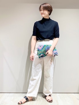 「qualite（カリテ）のe×qualite STAFF コットンリネンワイドストレートデニム（その他パンツ）」を使った、スズキさん（レディース・165cm）の夏コーディネート