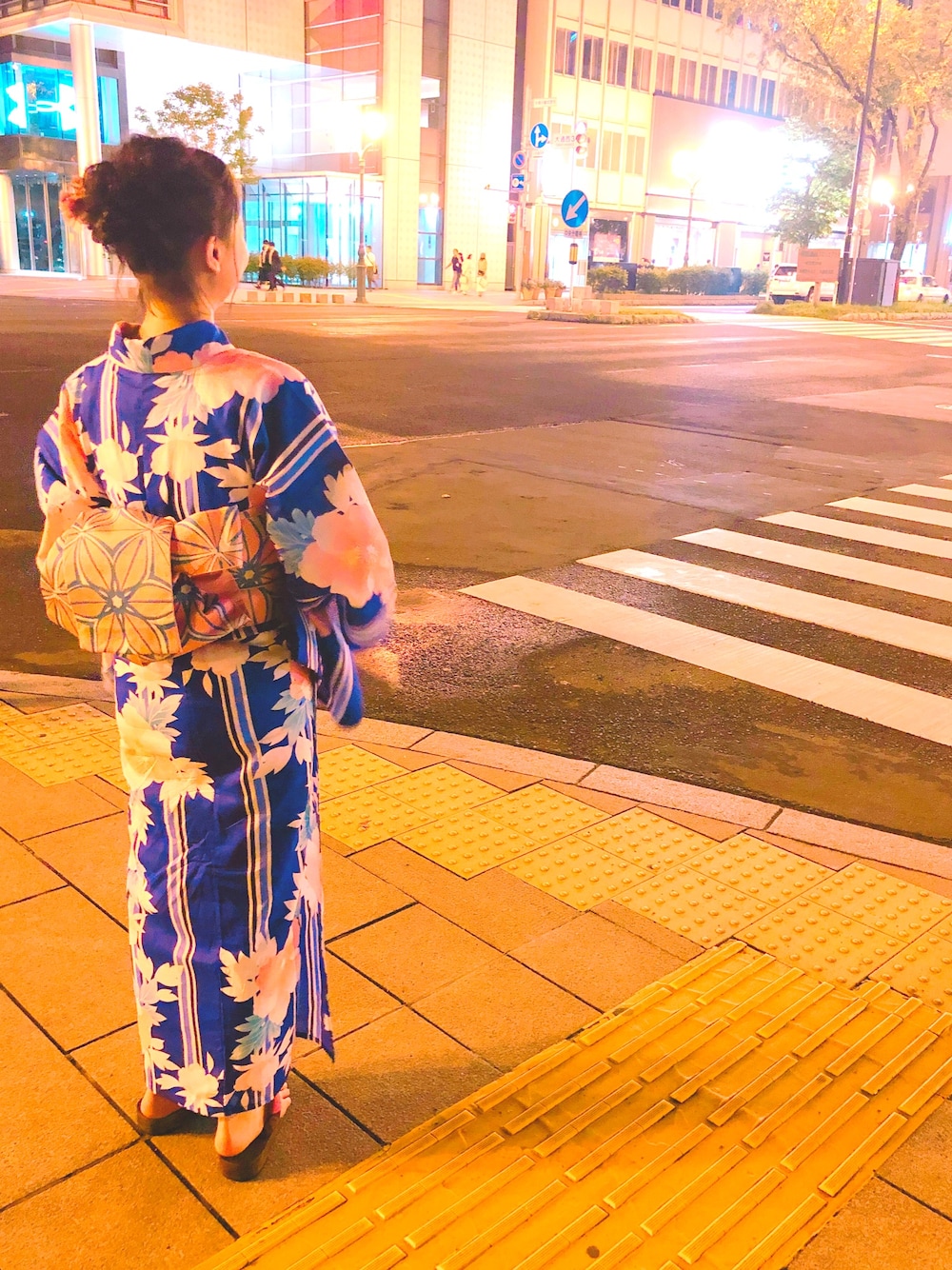 「浴衣、浴衣女子、浴衣　青、夏の思い出、ビアガーデン、北海道」｜「キモノ ハナのアイテム（浴衣、ブルー系）」を使った、Misakiさん（レディース・160cm）の秋コーディネートの1枚目の写真
