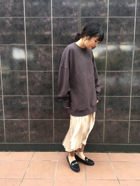 「アパートバイローリーズ」｜「アイテム（スウェット）」を使った、arisa.さん（レディース・158cm）の冬コーディネート
