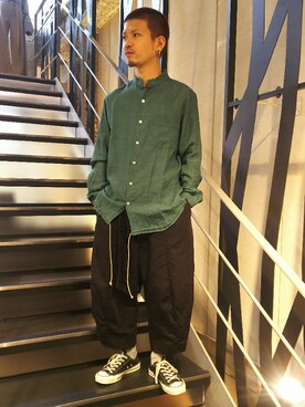 「ISAMU KATAYAMA BACKLASH（イサムカタヤマバックラッシュ）のアイテム（シャツ/ブラウス）」を使った、みねさん（メンズ・161cm）の冬コーディネート
