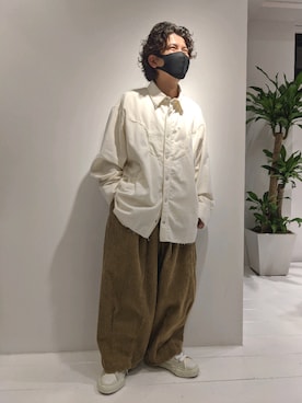 「FACCIES（ファチーズ）のアイテム（パンツ）」を使った、みねさん（メンズ・161cm）の秋コーディネート