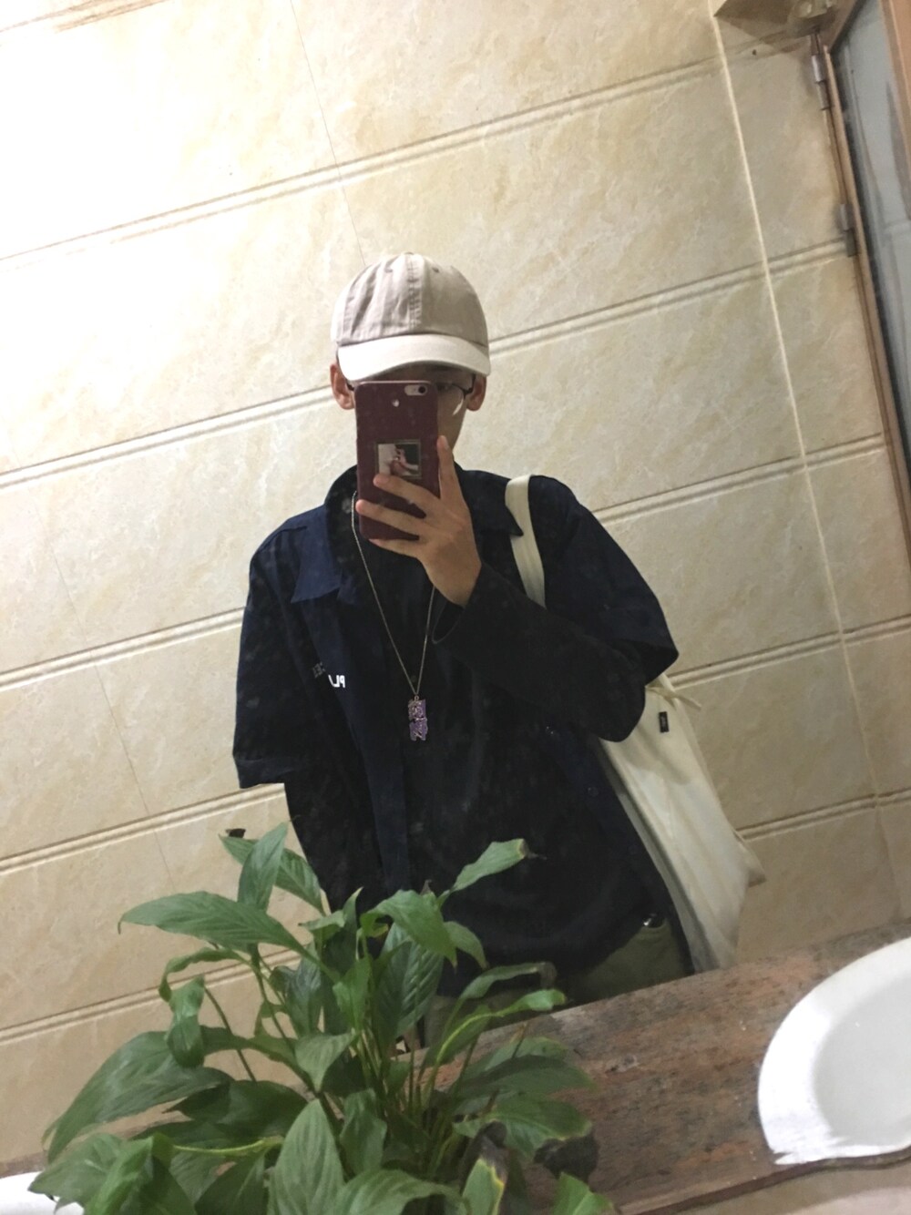 「夏コーデ」｜「PLACES+FACESのアイテム（シャツ/ブラウス、ブルー系）」を使った、binverさん（メンズ・173cm）の夏コーディネートの1枚目の写真