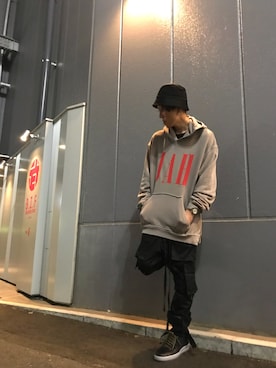 「ALCHEMIST（アルケミスト）のアイテム」を使った、Kazuya Kitamuraさん（メンズ・177cm）の春コーディネート