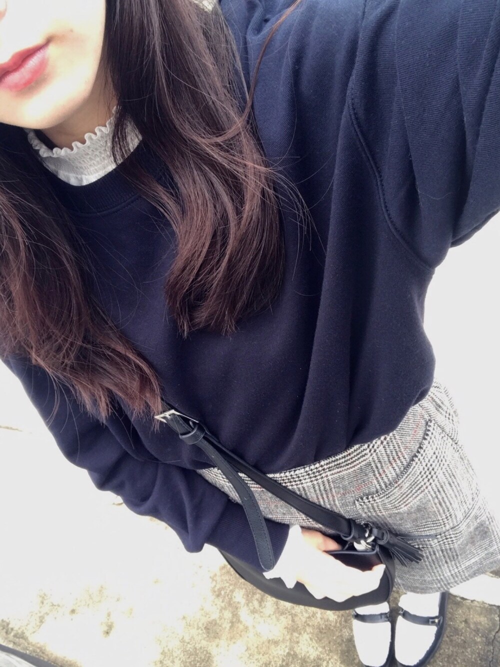 「wearhalloween2018、秋のコーデ、大人カジュアル、プチプラコーデ、大人ガーリー」｜「earth music&ecologyのアイテム（スウェット、ブルー系）」を使った、mikuさん（レディース・159cm）の秋コーディネートの1枚目の写真