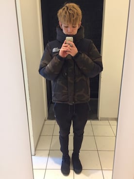 「アイテム（スマホグッズ、シルバー系）」を使った、shunさん（メンズ・178cm）の冬コーディネート