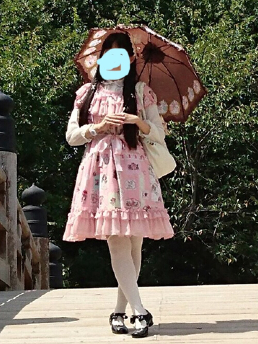 「ロリータ、クラロリ、クラシカル、ピンク、ワンピース、lolita、日傘、お嬢様風、ロングヘア、ハット」｜「Mille Fleursのアイテム（ワンピース、ピンク系）」を使った、manaca*さん（レディース・168cm）の秋コーディネートの1枚目の写真