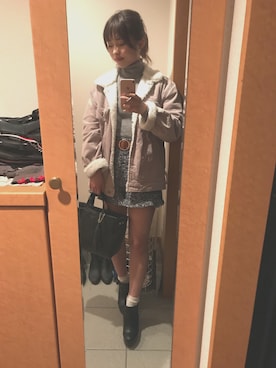 「ツイードパンツ」｜「アイテム（ブーツ）」を使った、Hitomiさん（レディース・160cm）の秋コーディネート