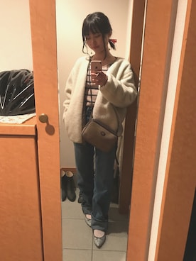 「シルバーシューズ」｜「アイテム（ブルゾン）」を使った、Hitomiさん（レディース・160cm）の春コーディネート