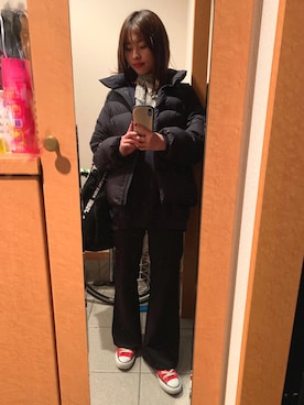 スラックスを使った ウルトラライトダウン のレディース人気ファッションコーディネート Wear