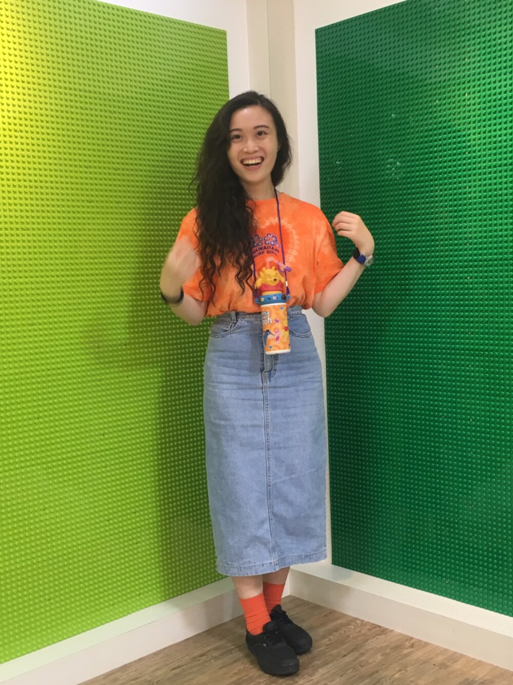 「girl、VINTAGE、60's」｜「Surf Line Hawaiiのアイテム（Tシャツ/カットソー、オレンジ系）」を使った、大衛さん（レディース・161cm）の夏コーディネートの1枚目の写真