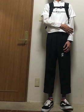 「JW Anderson（ジェイダブリューアンダーソン）のアイテム（レッグウェア）」を使った、DOMさん（メンズ・182cm）の夏コーディネート