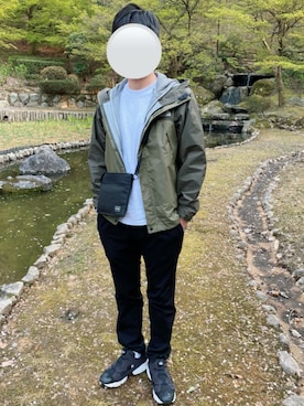 「ザノースフェイス」｜「アイテム（マウンテンパーカー）」を使った、ノースダコタさん（メンズ・170cm）の春コーディネート