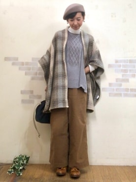 「アイテム（ポンチョ）」を使った、mayumiさん（レディース・160cm）の秋コーディネート