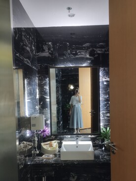 「WM（ダブルエム）のアイテム」を使った、mollyさん（レディース・165cm）の夏コーディネート