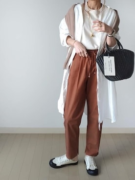 「ブラウンパンツ」｜「アイテム（ワンピース/ドレス）」を使った、CROSSPLUSさん（レディース・155cm）の春コーディネート