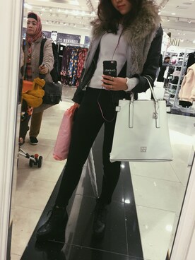 「EGOIST（エゴイスト）のアイテム（デニムパンツ）」を使った、Riさん（レディース・160cm）の秋コーディネート
