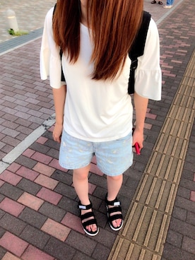 「UNIQLO（ユニクロ）のアイテム（シャツ/ブラウス、ホワイト系）」を使った、みーさんさん（レディース・161cm）の夏コーディネート