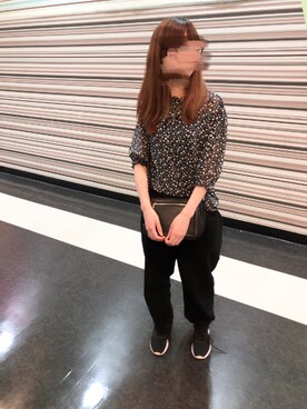 「HEART MARKET（ハートマーケット）のアイテム（シャツ/ブラウス、ブラック系）」を使った、みーさんさん（レディース・161cm）の秋コーディネート