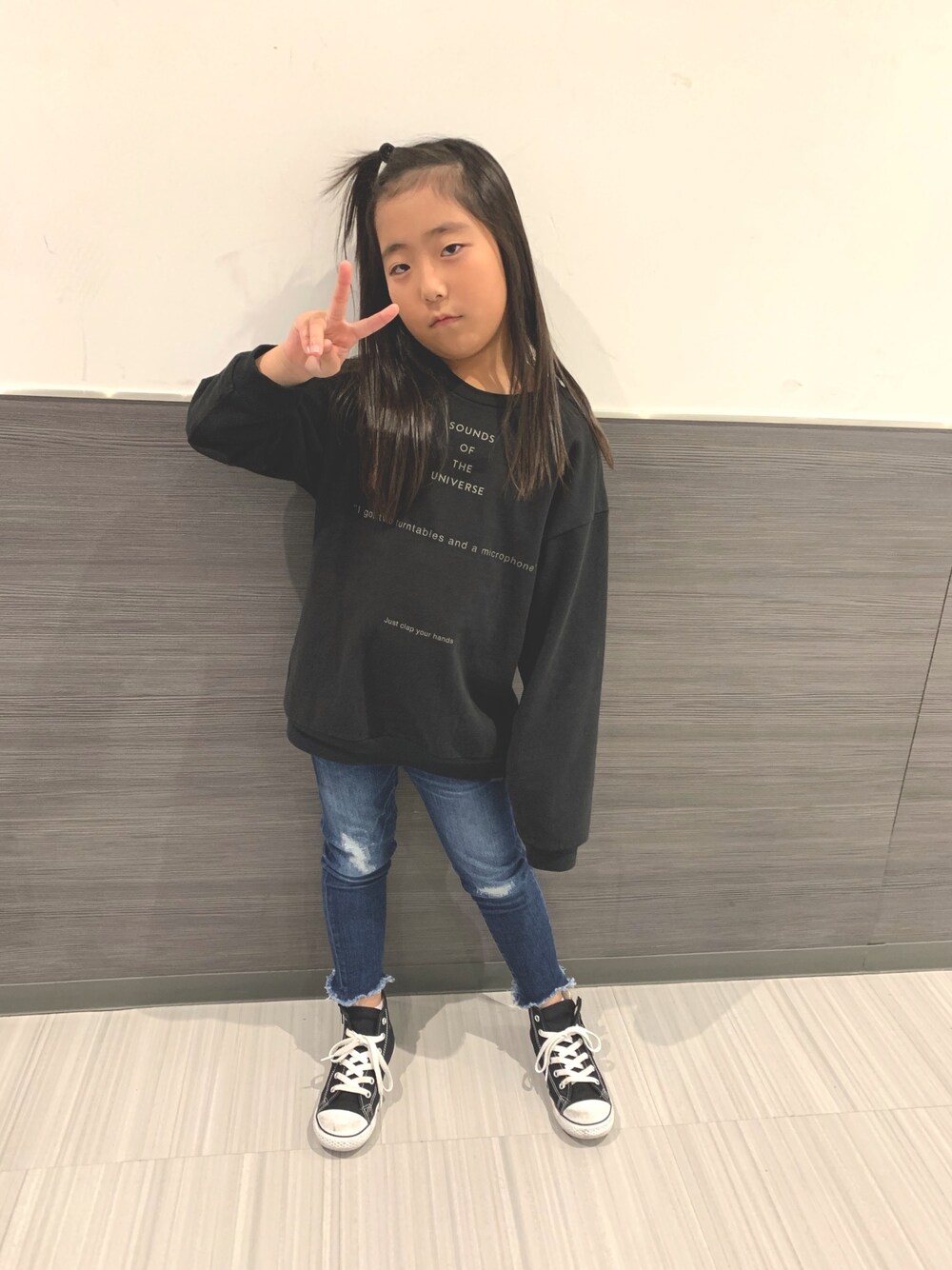 「女の子コーデ、GROOVY」｜「GROOVY COLORSのアイテム（トップス、ブラック系）」を使った、miriiさん（キッズ・120cm）の秋コーディネートの1枚目の写真