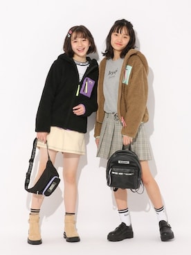 「双子コーデ」｜「アイテム（ブルゾン）」を使った、repipi_armarioさん（レディース・163cm）の冬コーディネート