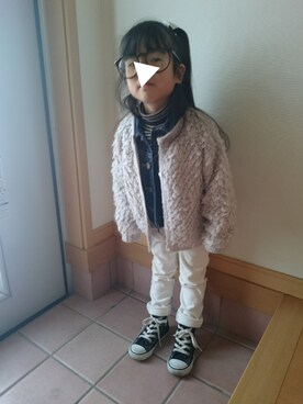 「BeBe（ベベ）のアイテム（ニット/セーター）」を使った、MIKさん（キッズ・100cm）の冬コーディネート