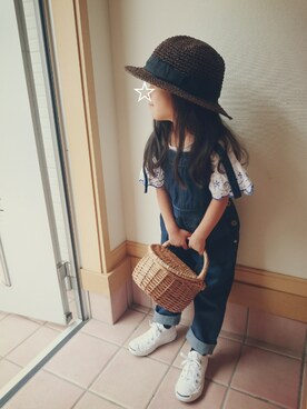 「ジャックパーセル」｜「アイテム（サロペット/オーバーオール）」を使った、MIKさん（キッズ・100cm）の春コーディネート