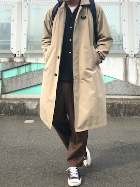 「MONKEY TIME（モンキータイム）のアイテム（ステンカラーコート）」を使った、レインさん（メンズ・174cm）の春コーディネート