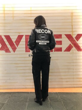 「AVIREX（アヴィレックス）のアイテム（その他アウター）」を使った、akaneさん（レディース・160cm）の秋コーディネート